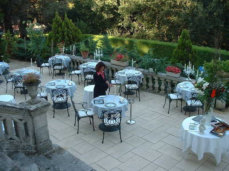 Chateau Des Reynats Chancelade Restaurant photo