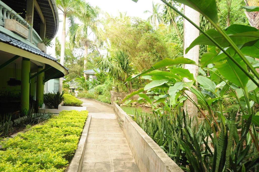 Doctors Cave Beach Hotel Montego Bay Exterior photo