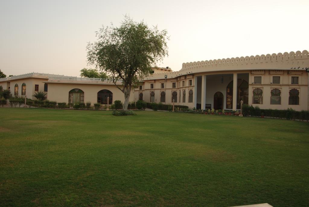 Sara Vilas Hotel Nawalgarh Exterior photo