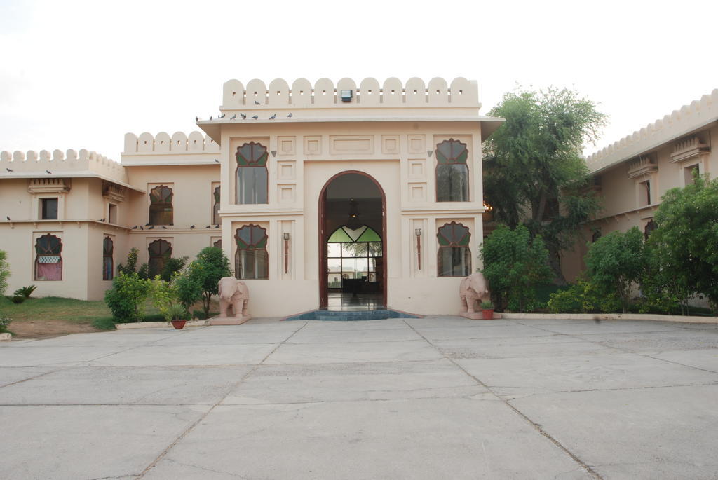 Sara Vilas Hotel Nawalgarh Exterior photo