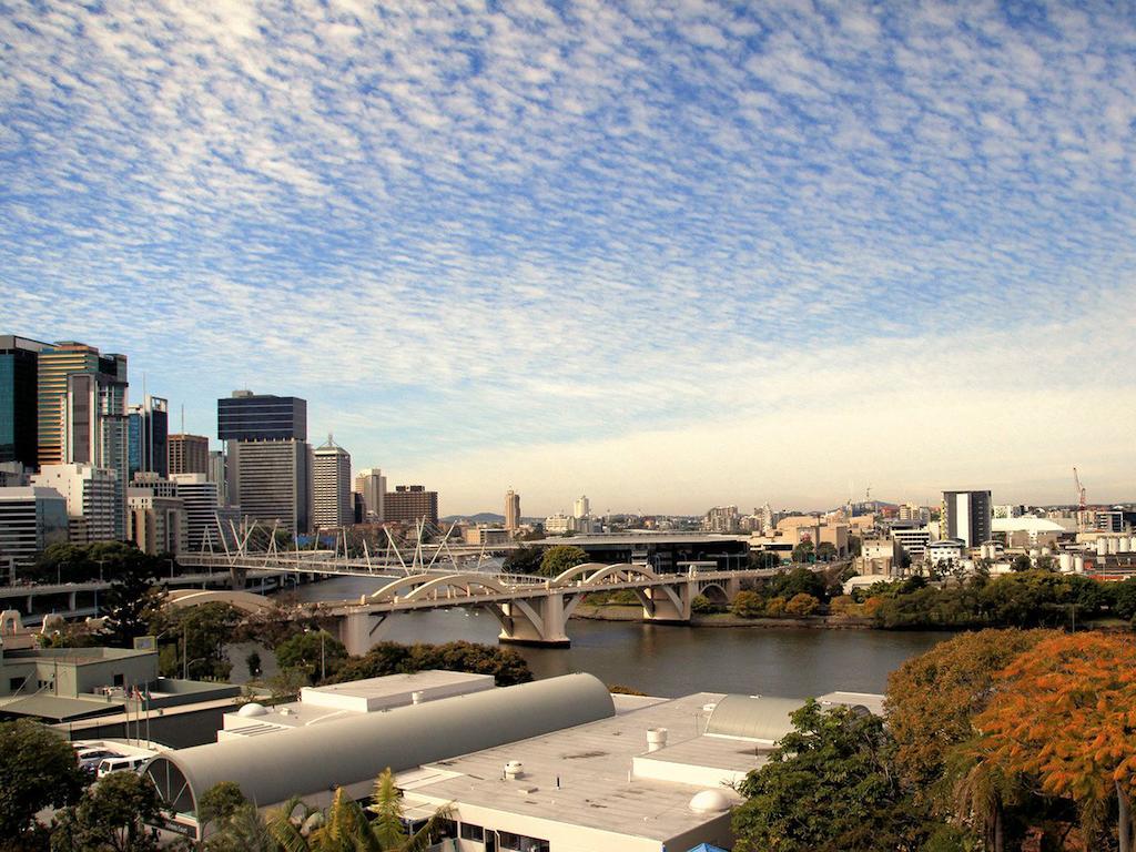 Yha Brisbane City Exterior photo