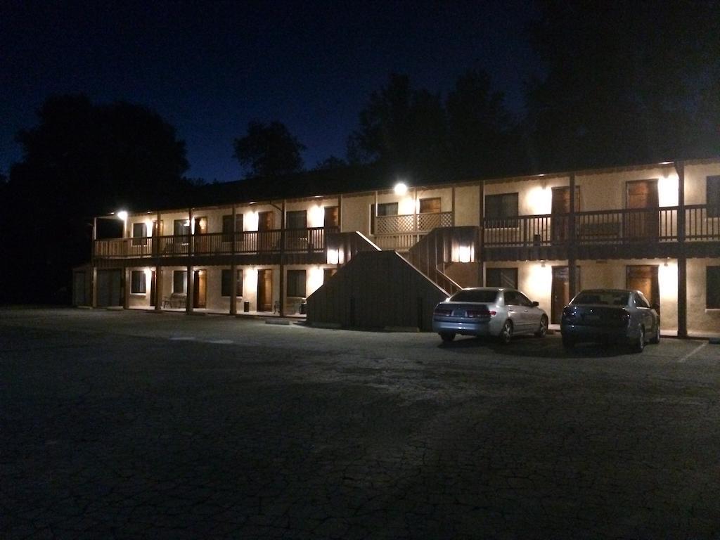 Miners Motel Jamestown Exterior photo