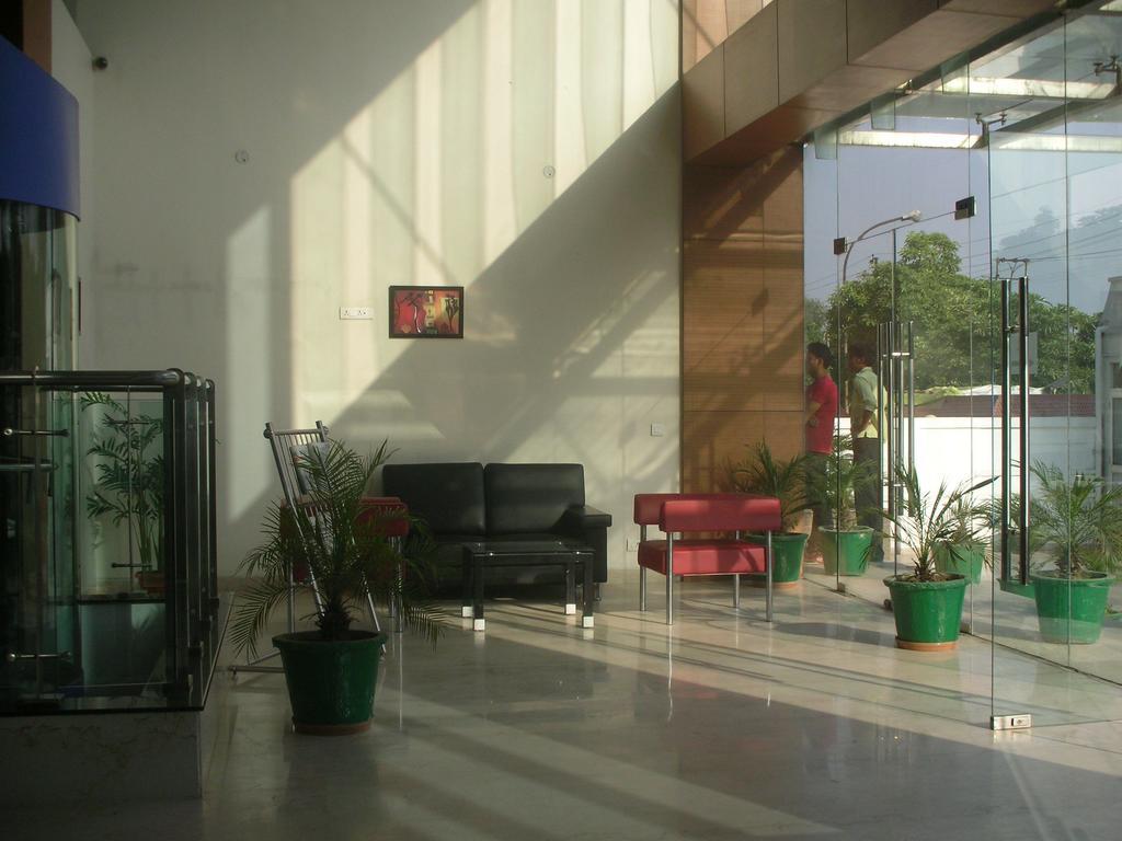 Hyphen Noida Hotel Exterior photo