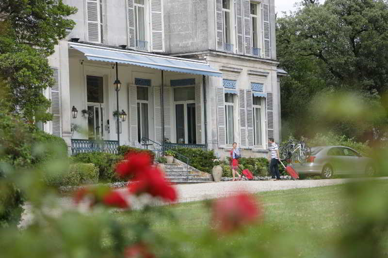 Hotel Domaine Du Breuil Cognac Exterior photo