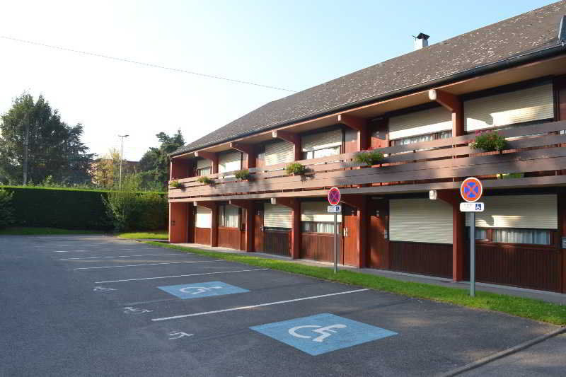 Campanile Lille Sud - Chr Hotel Exterior photo