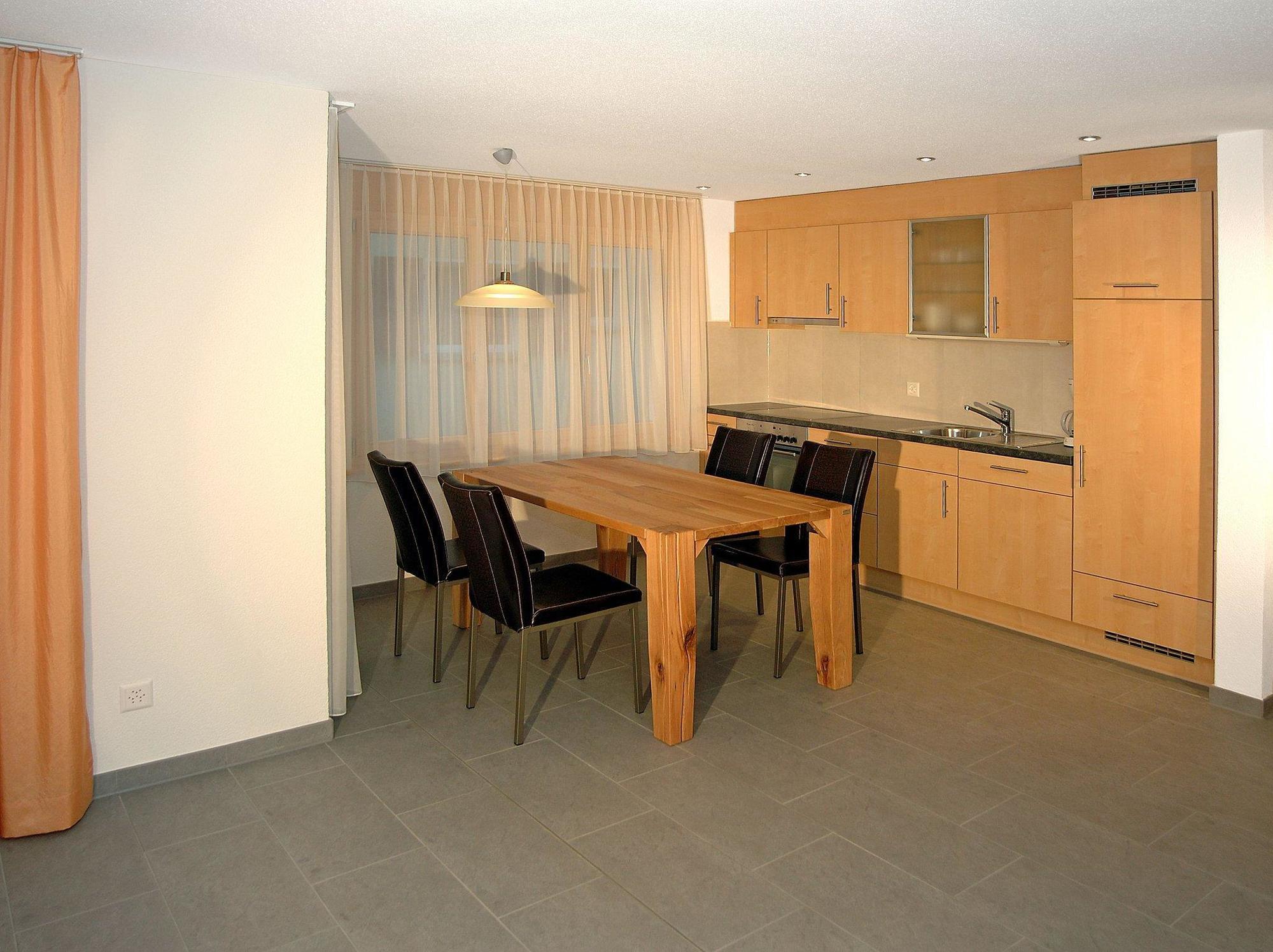 Haus Mischabel Apartment Zermatt Room photo