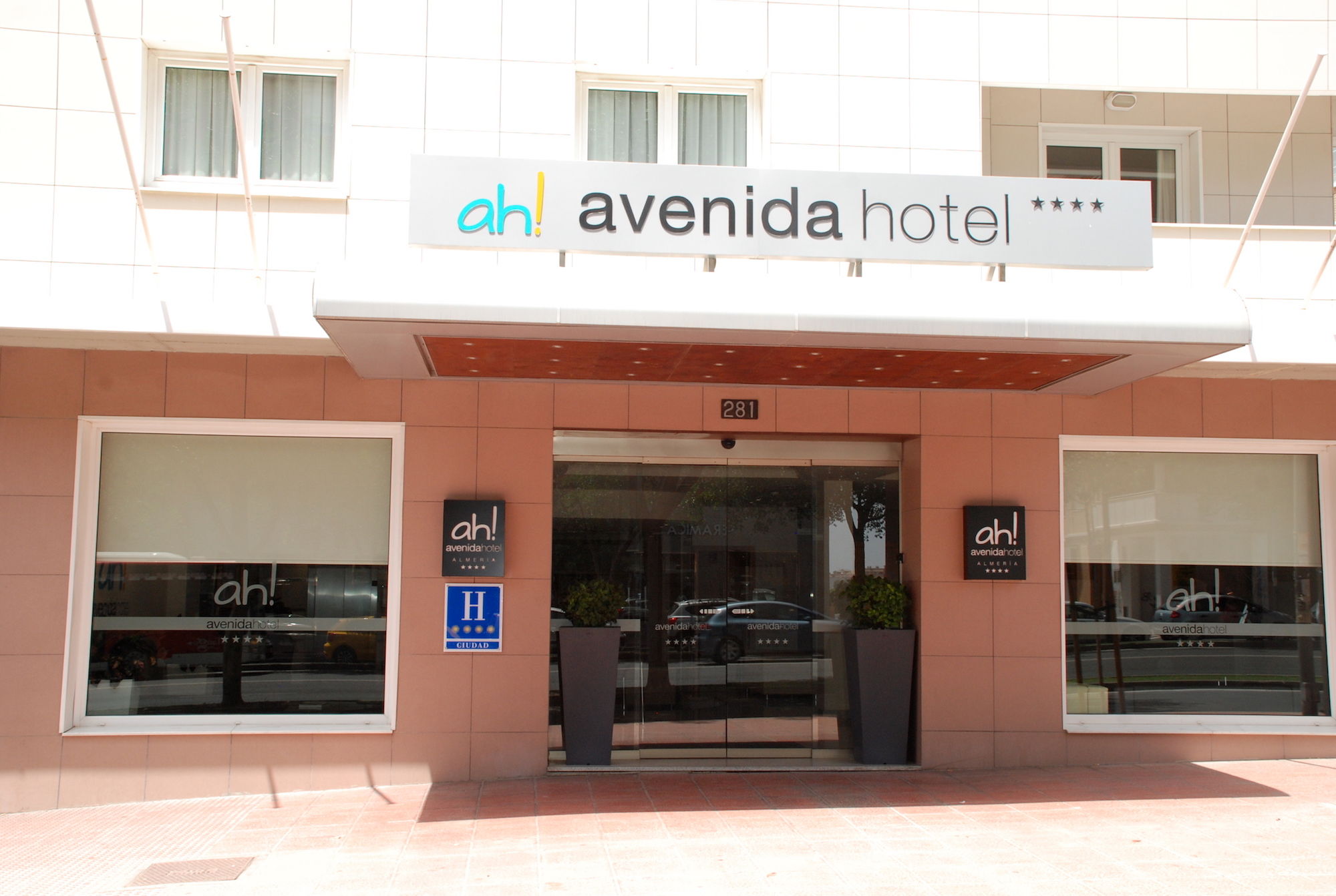 Avenida Hotel Almeria Exterior photo