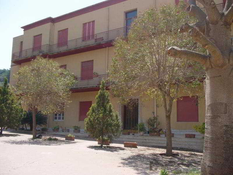 Hotel Villa Sant' Andrea Valderice Exterior photo