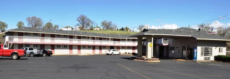 Motel 6 Pendleton, Or - West Exterior photo