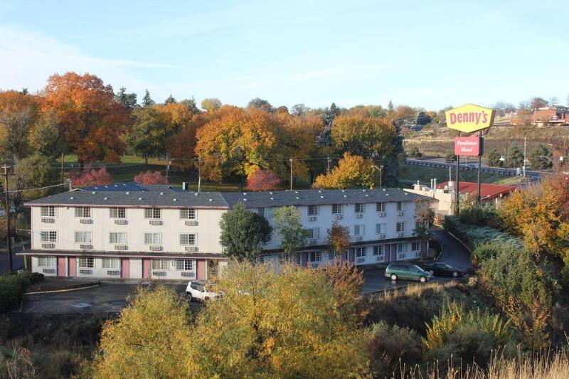 Motel 6 Pendleton, Or - West Exterior photo