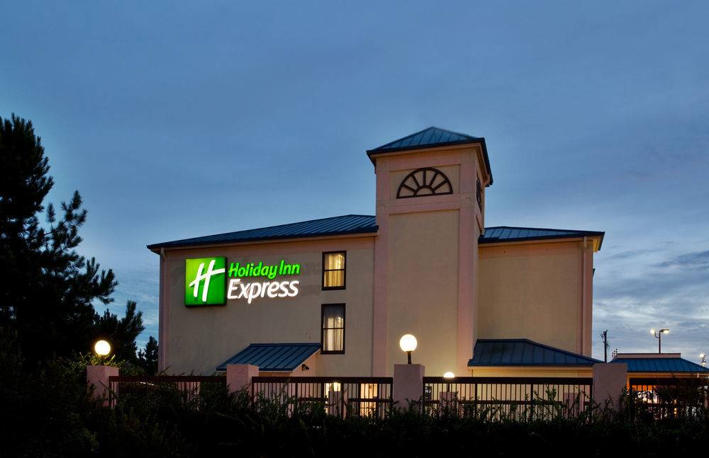 Holiday Inn Express Anderson I-85 - Exit 27- Highway 81, An Ihg Hotel Exterior photo