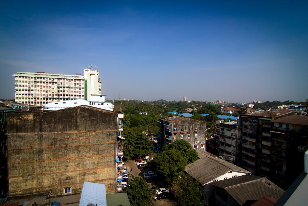 Hotel Accord Yangon Exterior photo