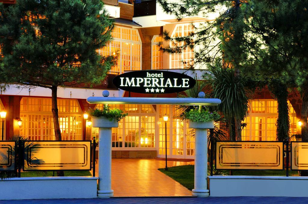 Hotel Imperiale Milano Marittima Exterior photo