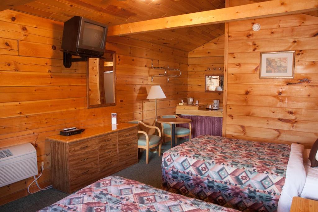 Bryce Gateway Inn Cabins Panguitch Room photo