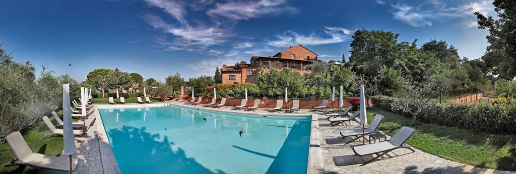 Borgo Tre Rose Hotel Valiano Exterior photo