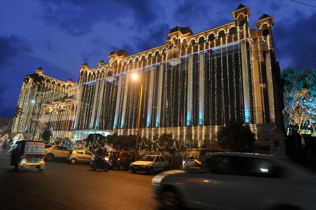 Hotel Empires Bhubaneswar Exterior photo