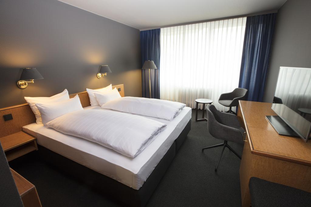 Best Western Hotel Kaiserslautern Room photo