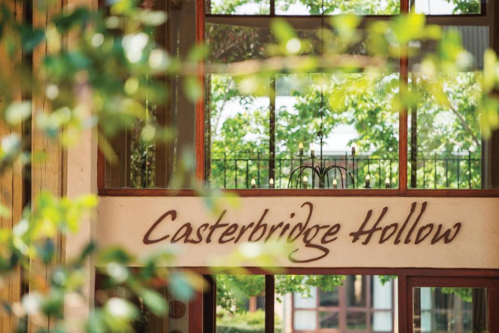 Casterbridge Hollow Boutique Hotel White River Room photo