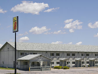Super 8 By Wyndham Kimball Exterior photo