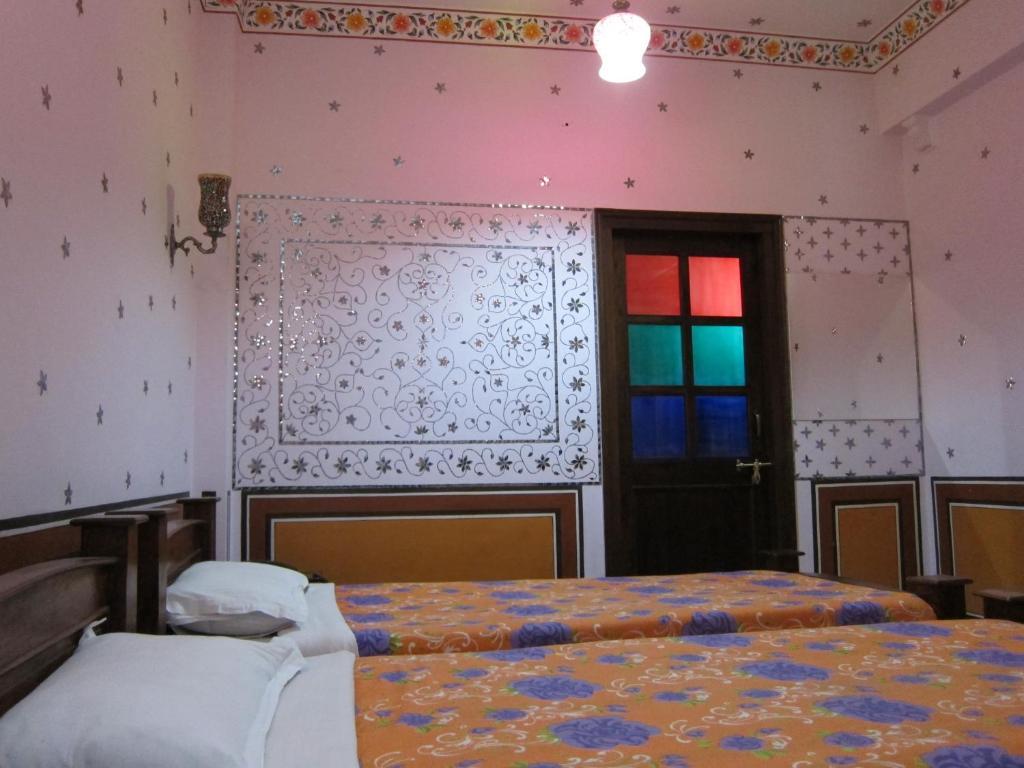 Rani Mahal Hotel Jaipur Room photo