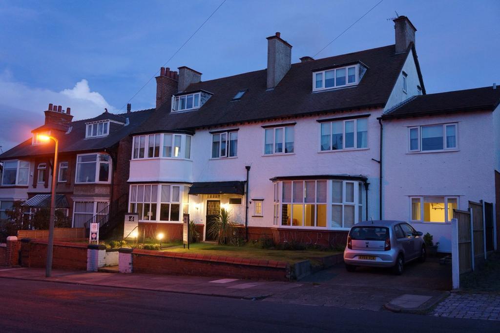 Albion Guest House Wallasey Exterior photo