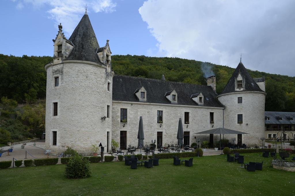 Chateau La Fleunie - Hotel Et Restaurant Tulle Exterior photo