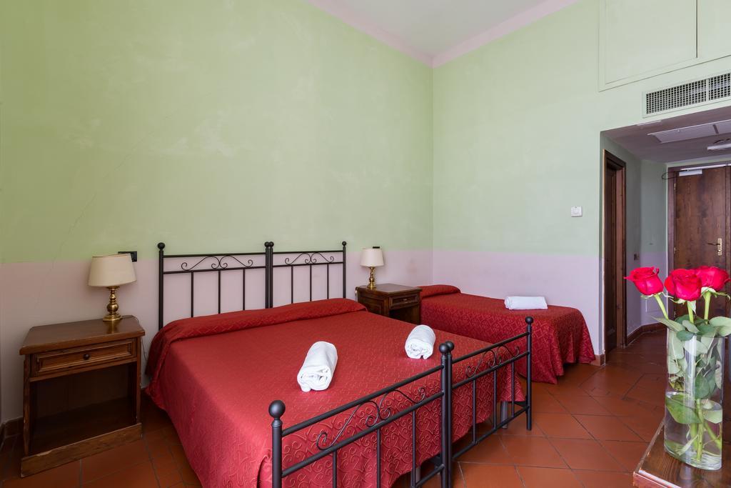 Domus Sessoriana Bed & Breakfast Rome Exterior photo