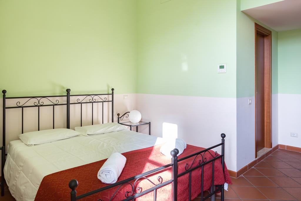 Domus Sessoriana Bed & Breakfast Rome Exterior photo