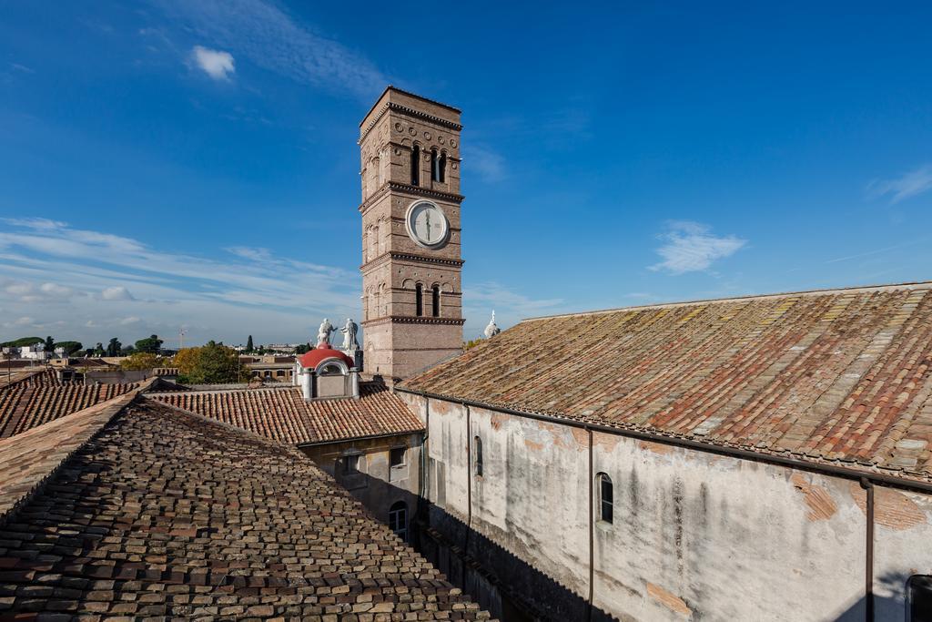 Domus Sessoriana Bed & Breakfast Rome Exterior photo