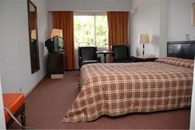 Hotel Austral Viedma Room photo
