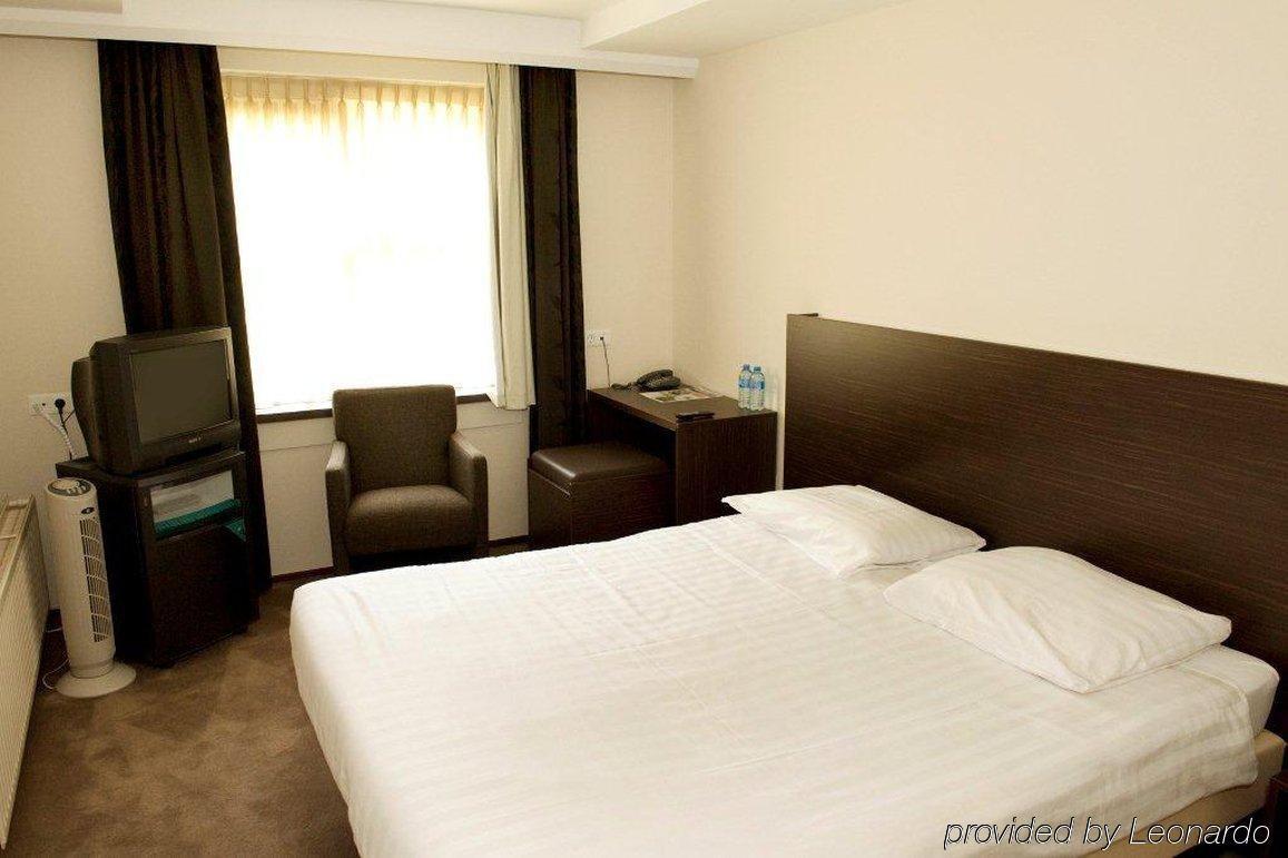 Hotel Gieling Duiven Room photo