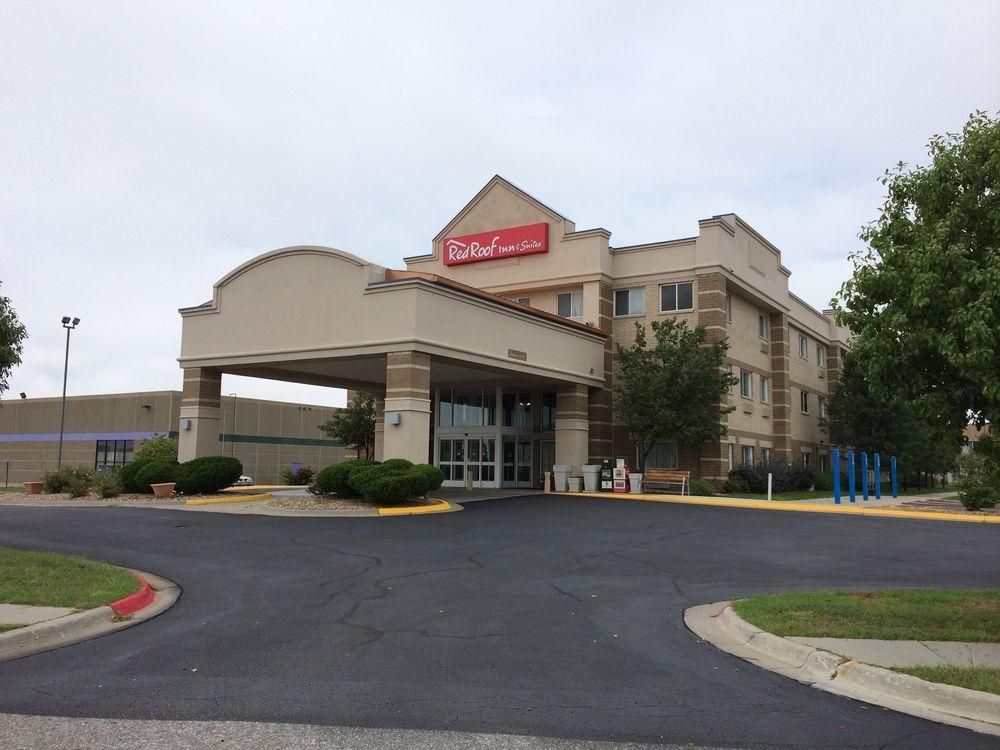 Baymont Inn & Suites By Wyndham Lincoln Ne Exterior photo