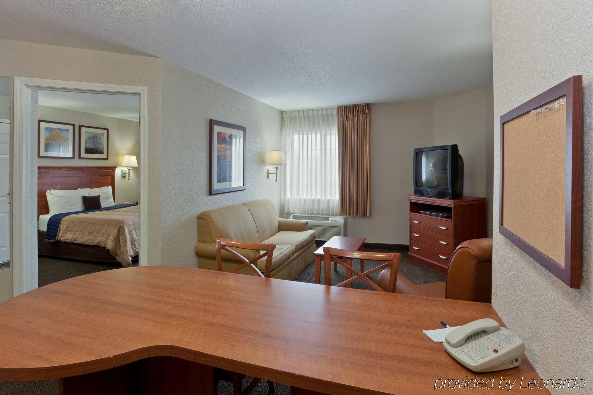 Candlewood Suites Medford, An Ihg Hotel Room photo