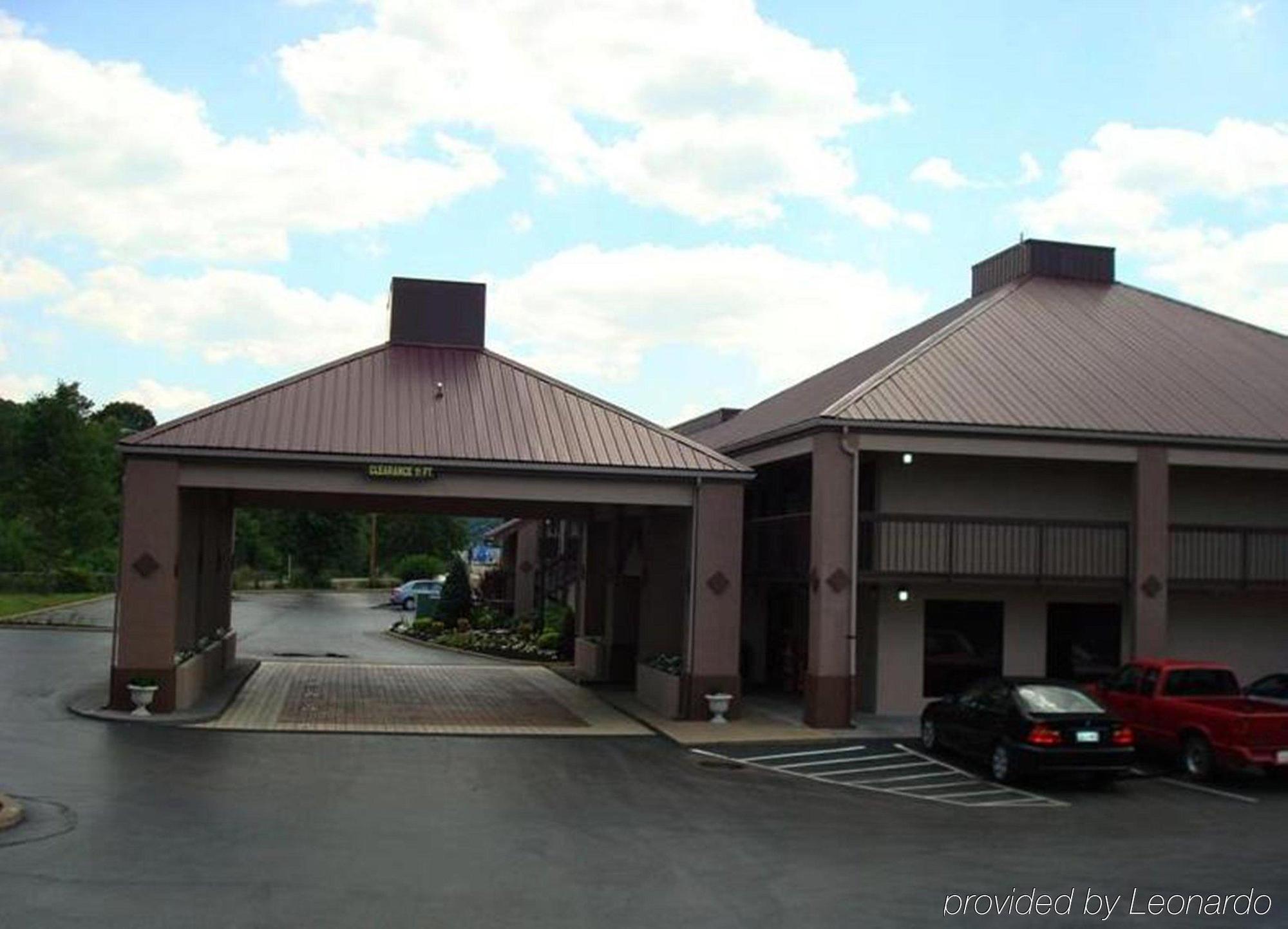 Red Roof Inn Kingsport Exterior photo