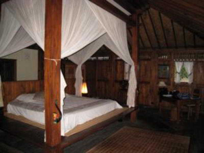 Desa Dunia Beda Resort Gili Trawangan Exterior photo
