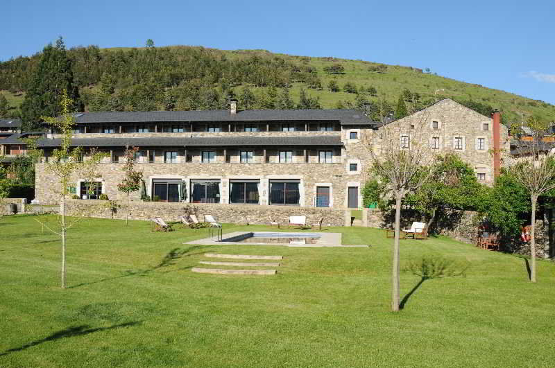 Hotel Bernat De So Llivia Exterior photo