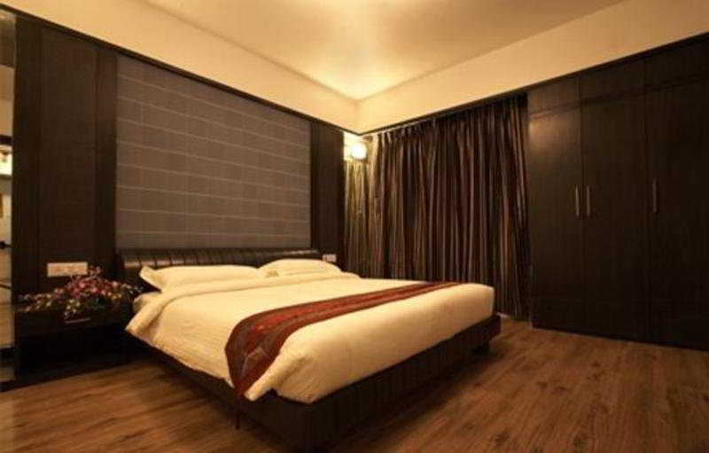 Fabexpress Truvic Hotel Pune Room photo