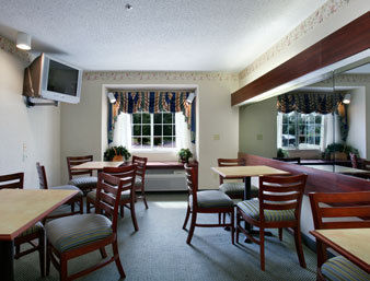 Microtel Inn & Suites By Wyndham Detroit Roseville Restaurant photo