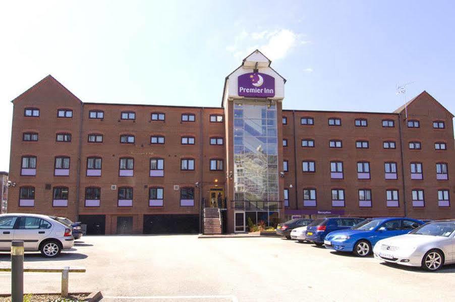 Premier Inn Birmingham City Centre Bridge Street Exterior photo