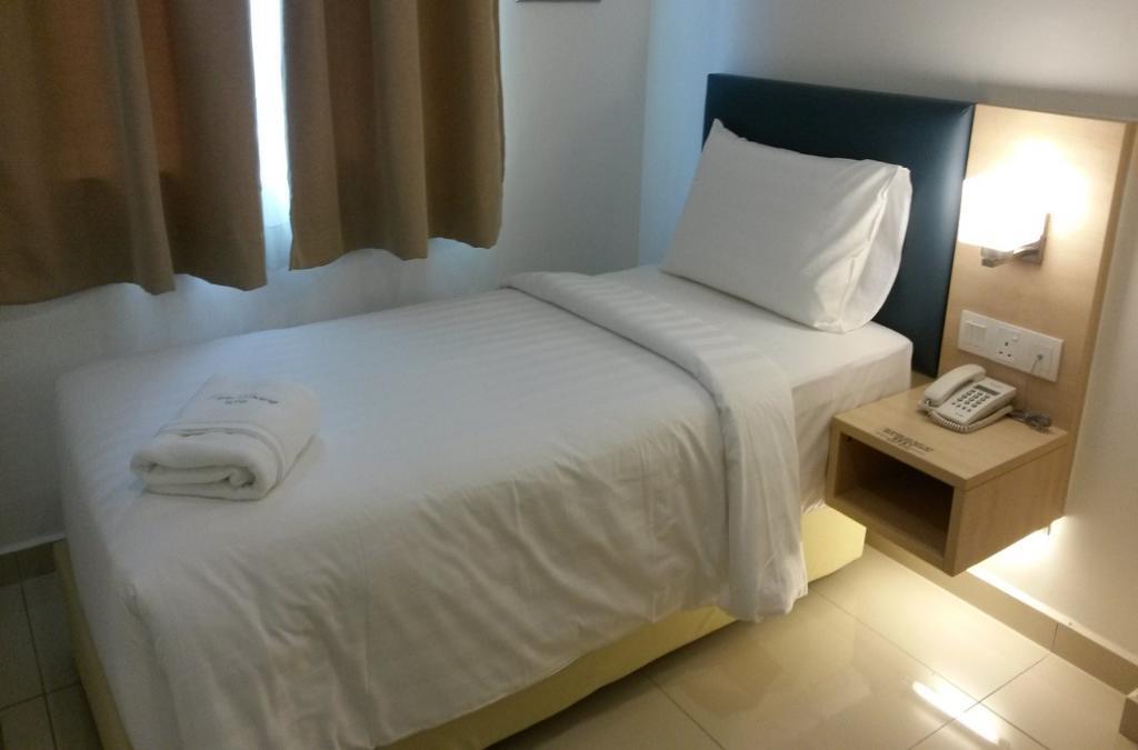 V Hotel Pudu Kuala Lumpur Room photo