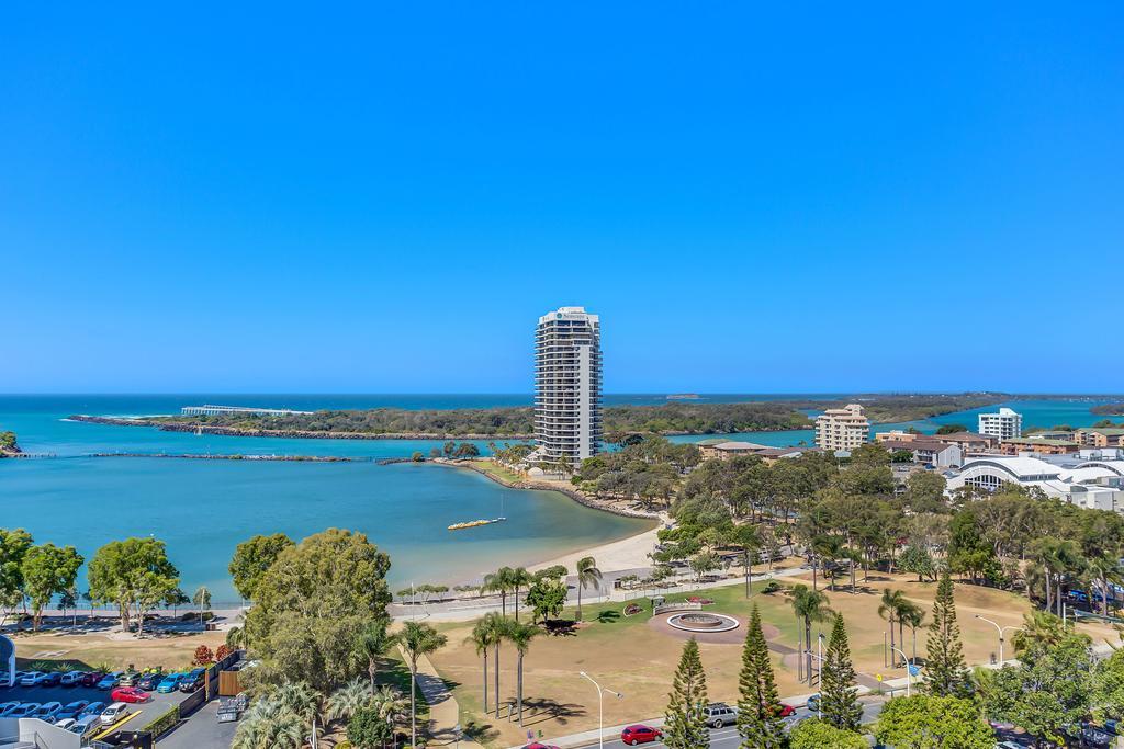 Mantra Twin Towns Hotel Tweed Heads Exterior photo