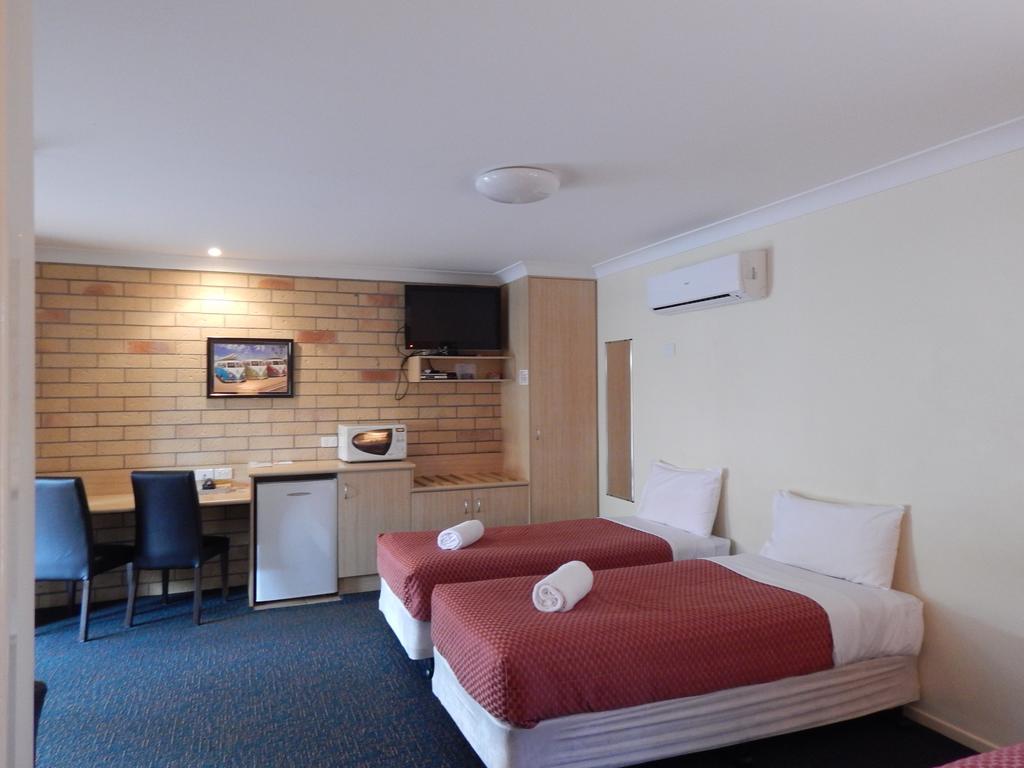 Cotswold Motor Inn Toowoomba Exterior photo