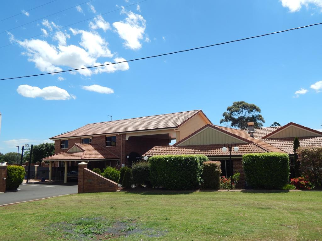 Cotswold Motor Inn Toowoomba Exterior photo