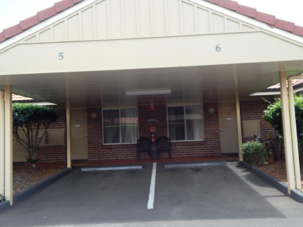 Cotswold Motor Inn Toowoomba Exterior photo