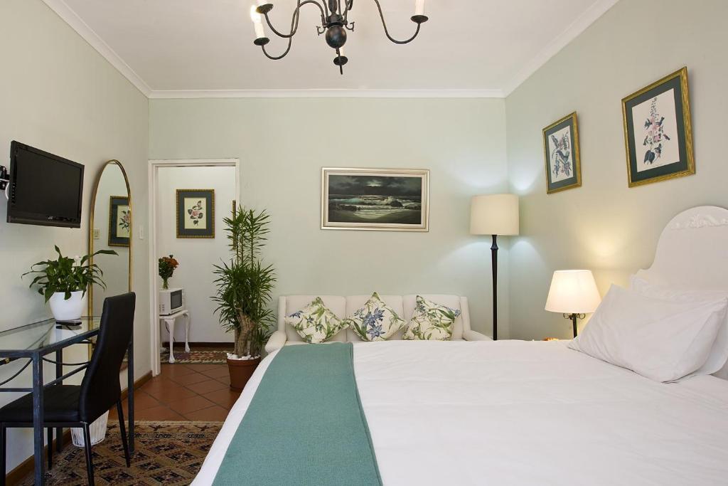 Tiana Guest House Cape Town Room photo