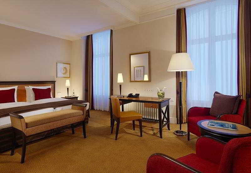 Dom Hotel Cologne Room photo