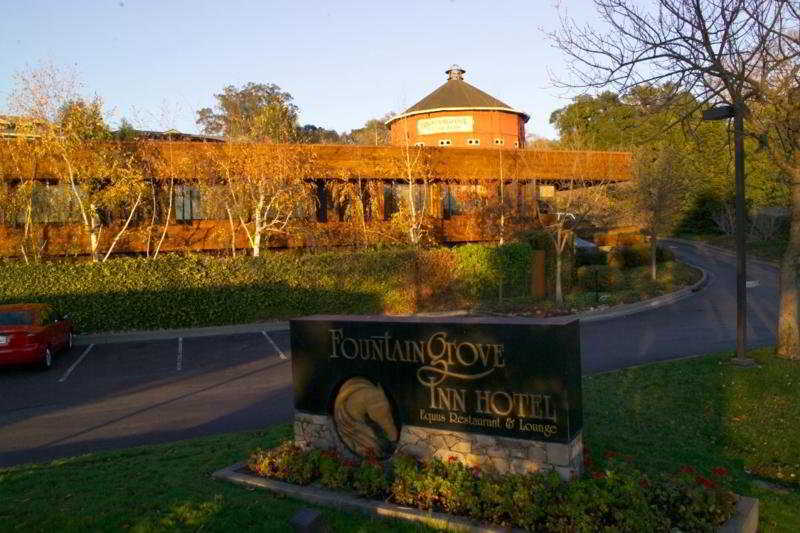 Fountaingrove Inn Hotel And Conference Center Santa Rosa Exterior photo