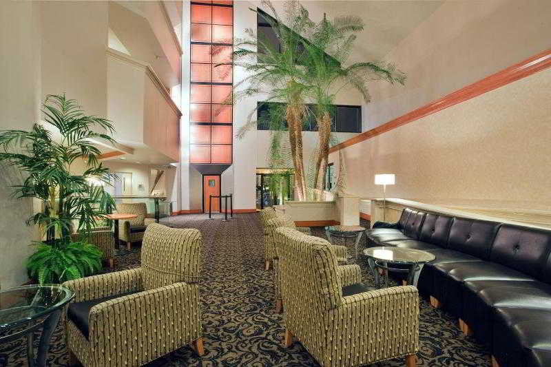 Crowne Plaza Hotel Virginia Beach-Norfolk, An Ihg Hotel Exterior photo