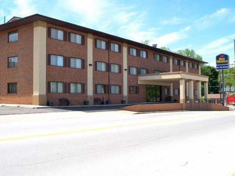 Best Western On The River Hannibal Exterior photo