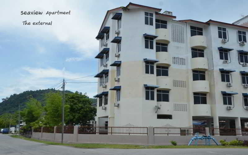 Seaview Apartment Kuah Exterior photo